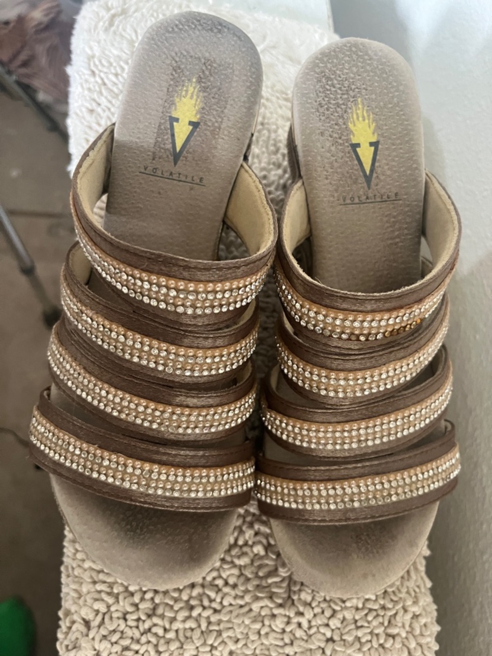 Volatile sparkly Women’s rhinestone and soft leather comfy Wedge Sandals